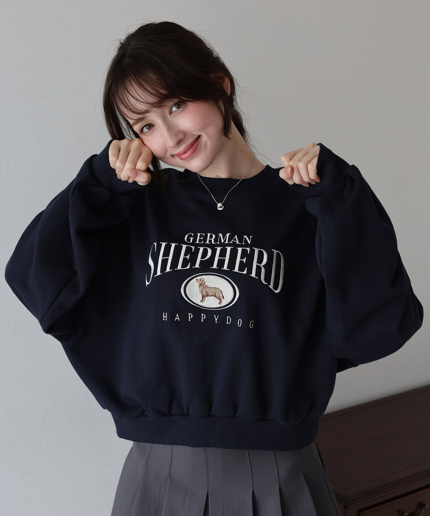 【早割5%OFF】ゴールデンシェパード刺繍スウェット