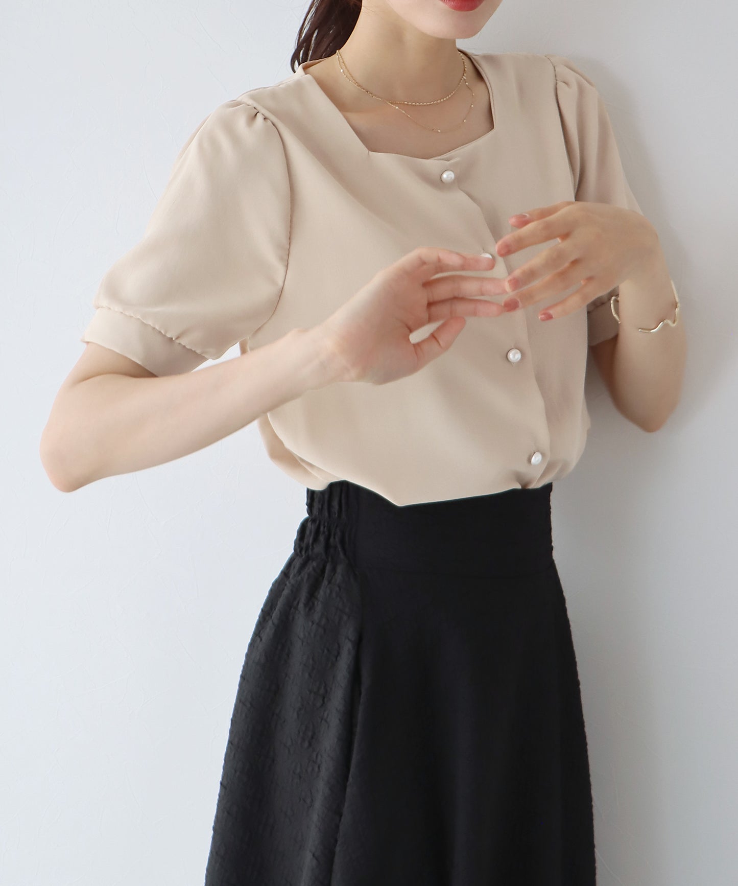 【TIME SALE】パールボタンブラウス【ゆうパケット】