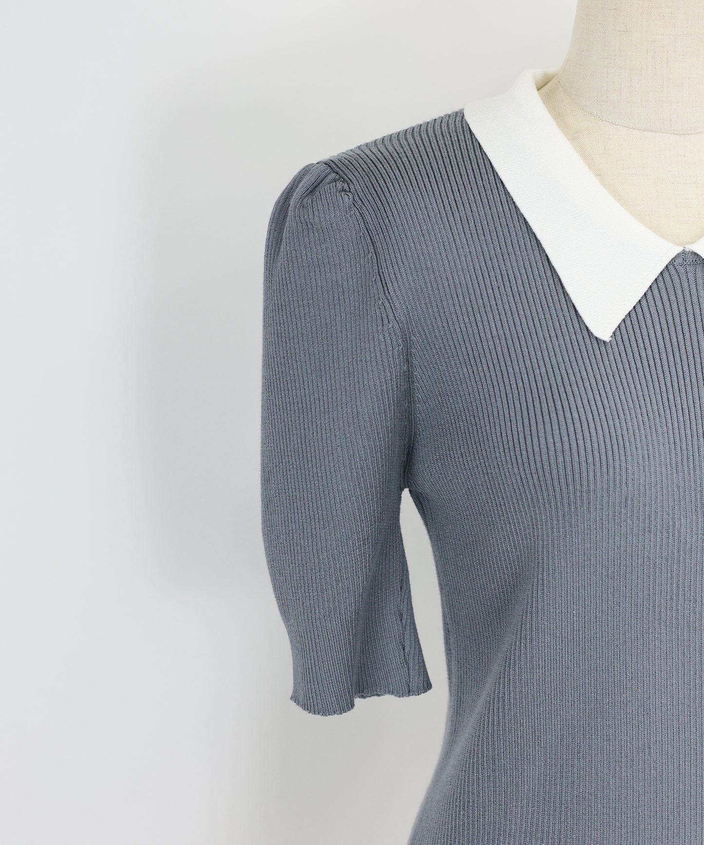 【SALE】白衿パフスリーブニット