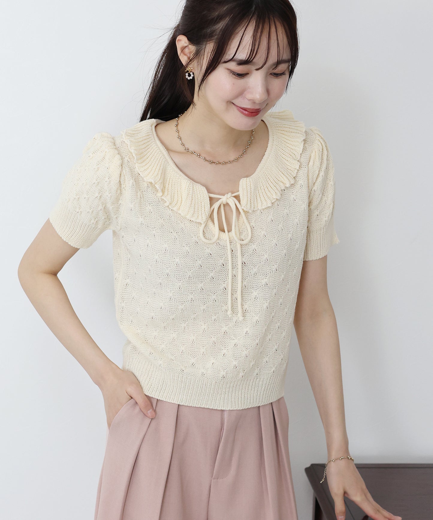 【SALE】フリル襟かぎ編みニット