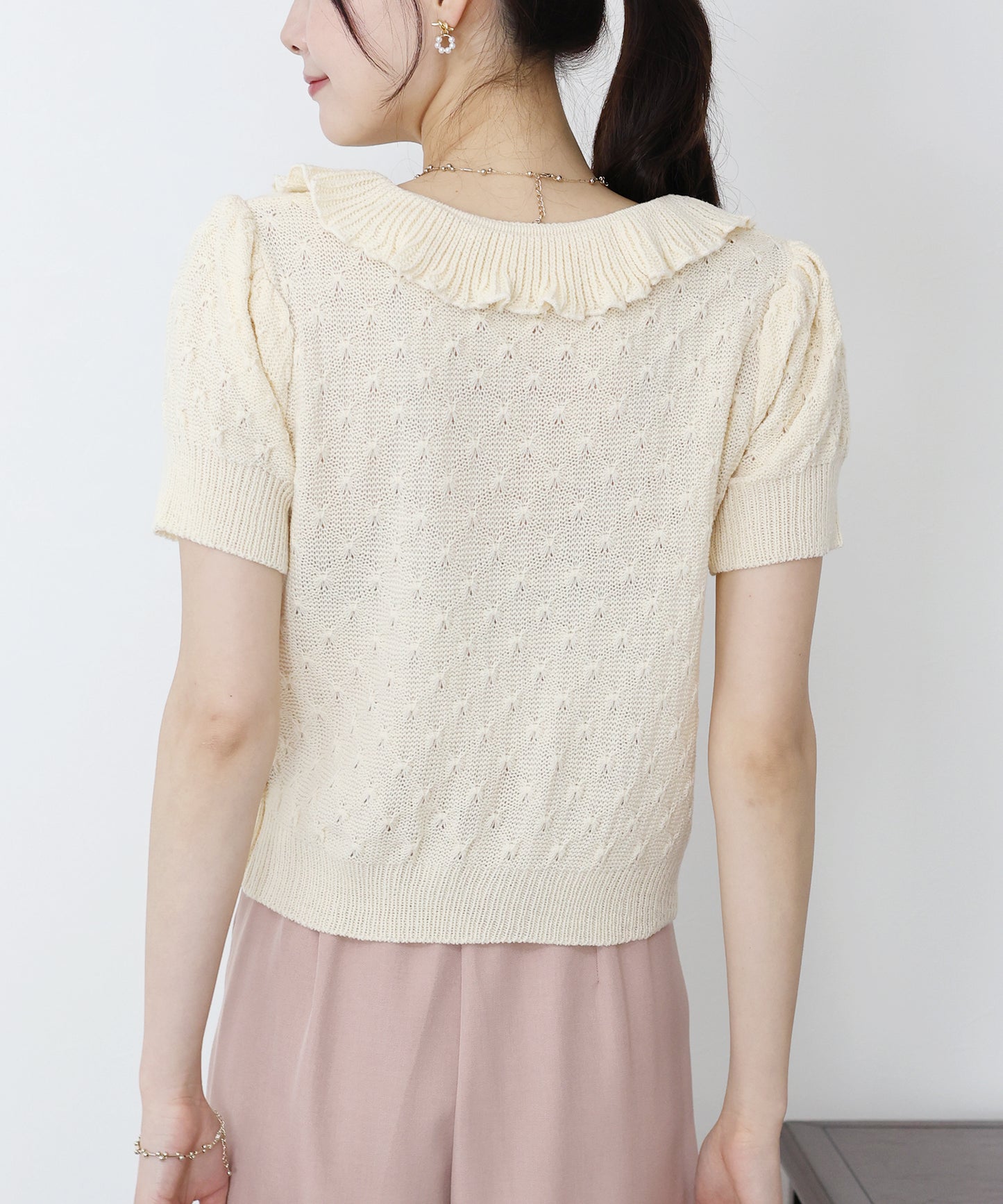 【SALE】フリル襟かぎ編みニット