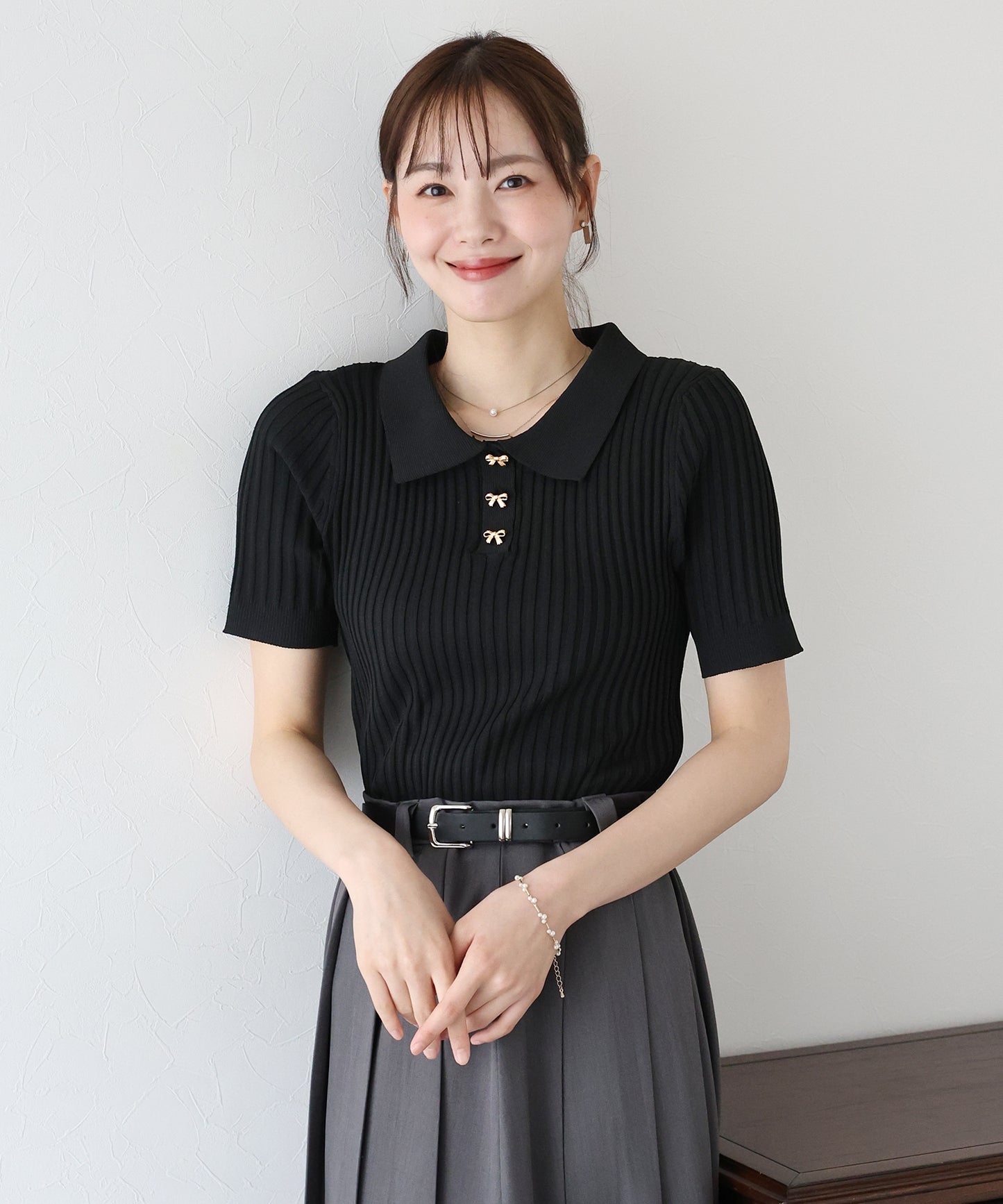 リボンボタンポロ衿ニット