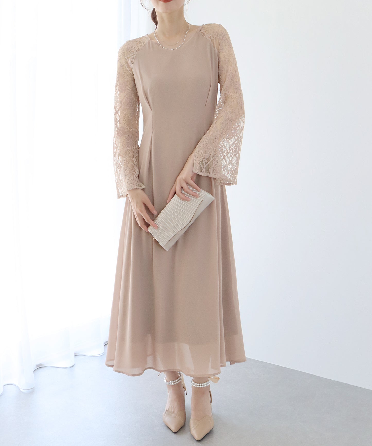 【SALE】レーススリットスリーブロング丈パーティードレス