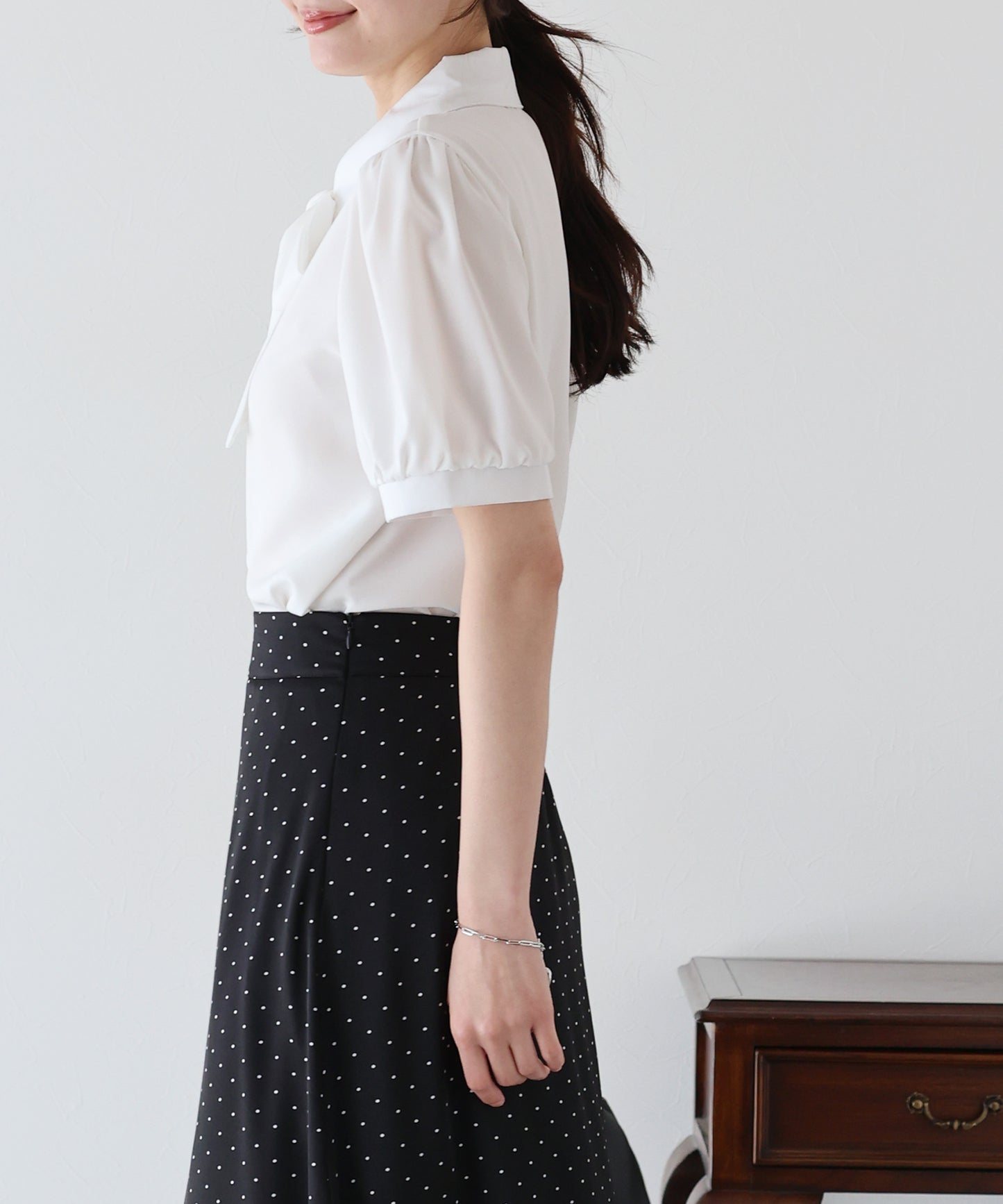 보우타이 리본 블라우스