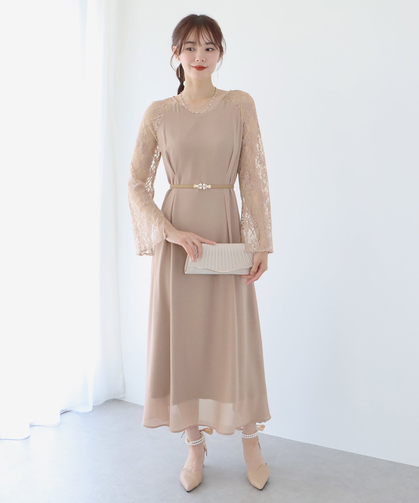 【SALE】レーススリットスリーブロング丈パーティードレス