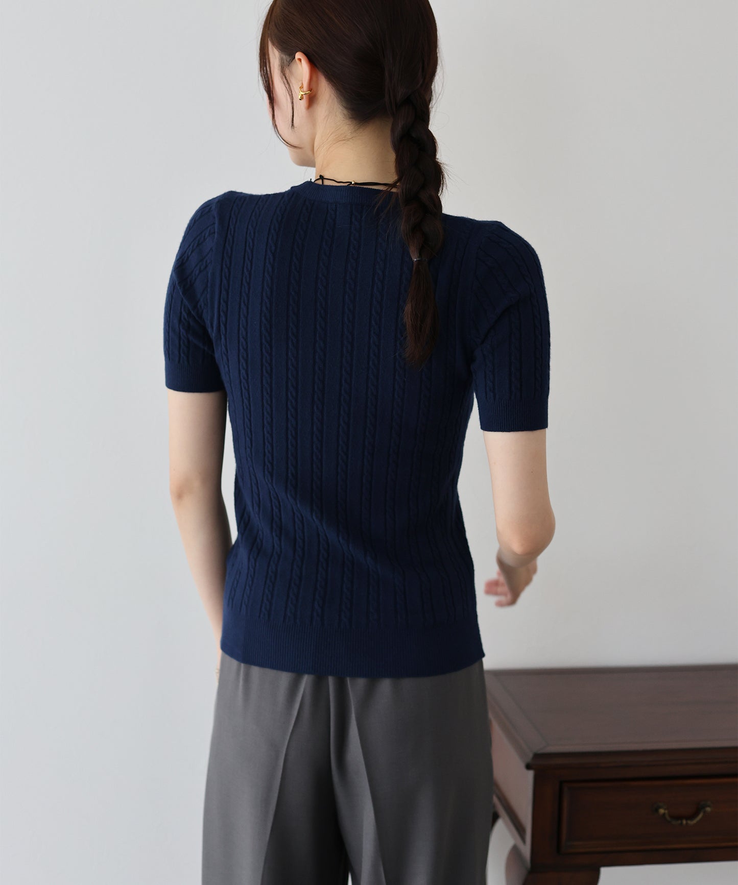 半袖ケーブルニット