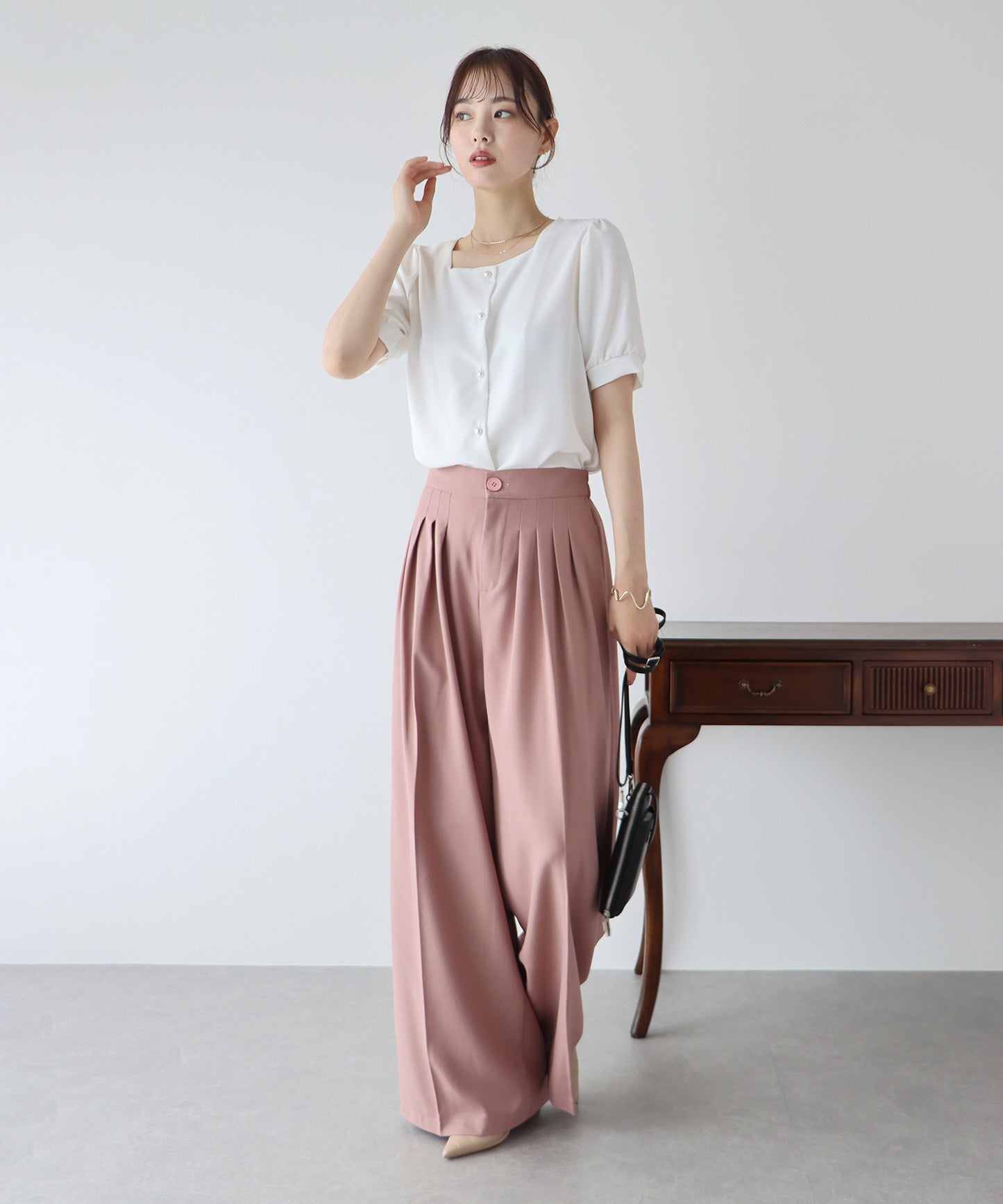 【TIME SALE】パールボタンブラウス【ネコポス】