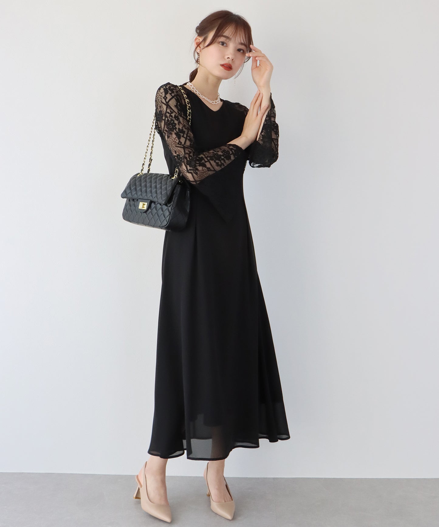 【SALE】レーススリットスリーブロング丈パーティードレス