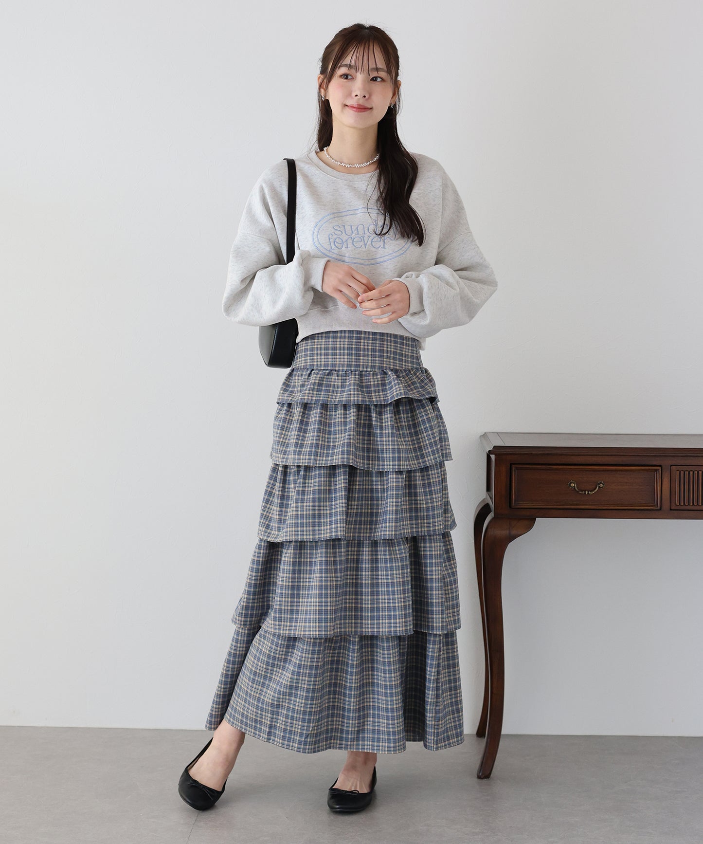 【TIME SALE】SunDayForever刺繍スウェット