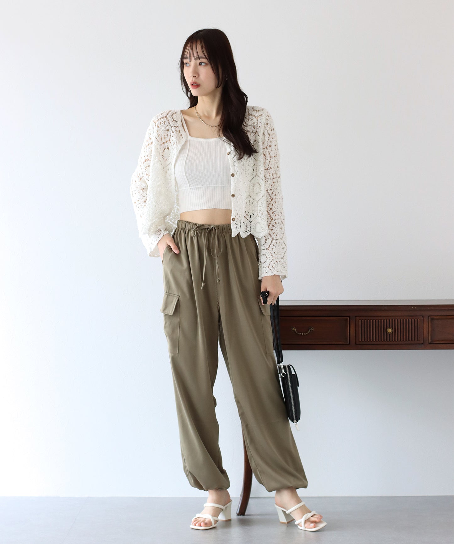 【SALE】透かし編み風モチーフレースカーディガン