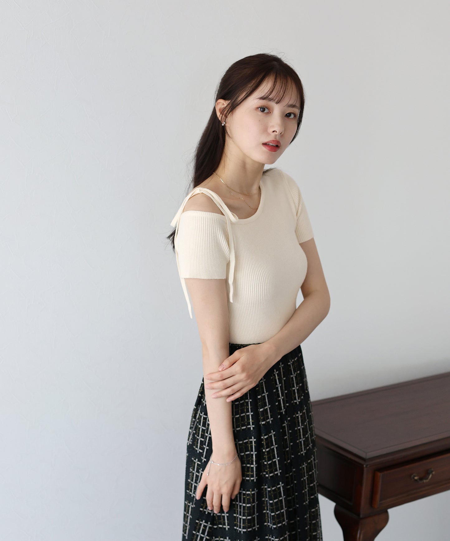【SALE】ワンオフショルダーリボンニット【ネコポス】