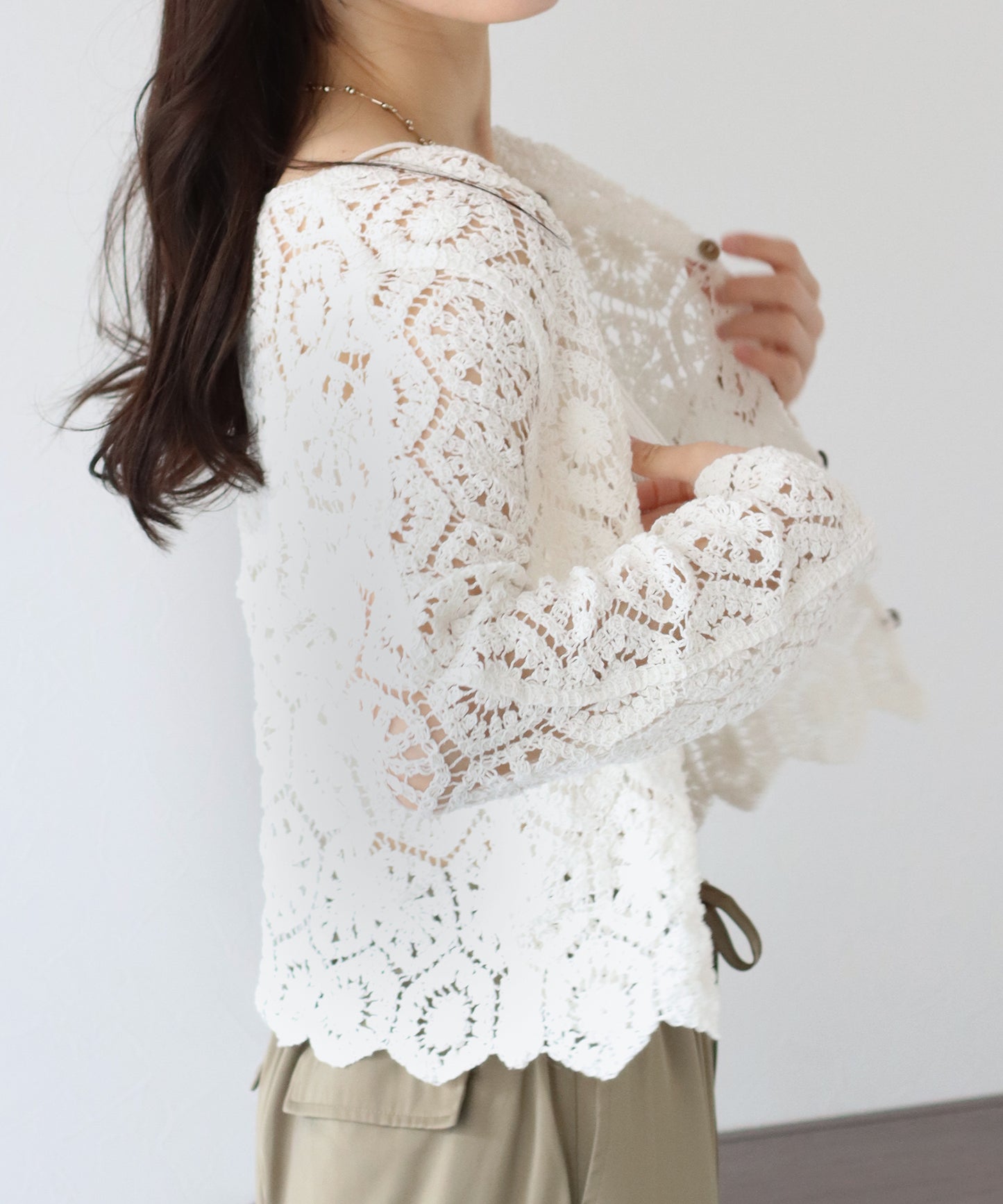 【SALE】透かし編み風モチーフレースカーディガン