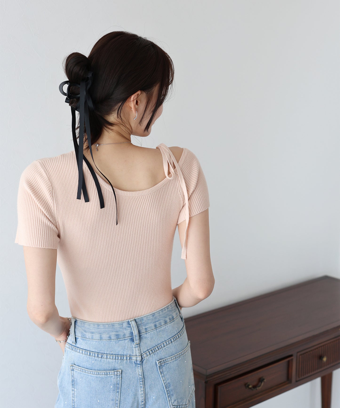 【SALE】ワンオフショルダーリボンニット【ネコポス】