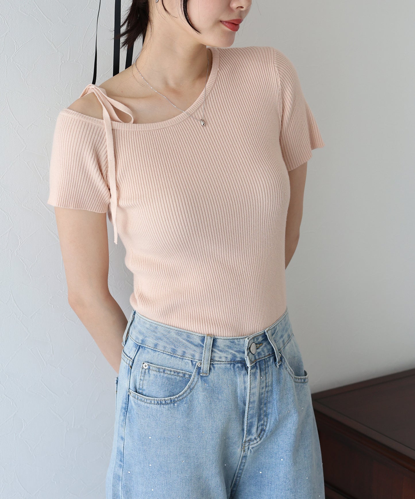 【SALE】ワンオフショルダーリボンニット【ネコポス】