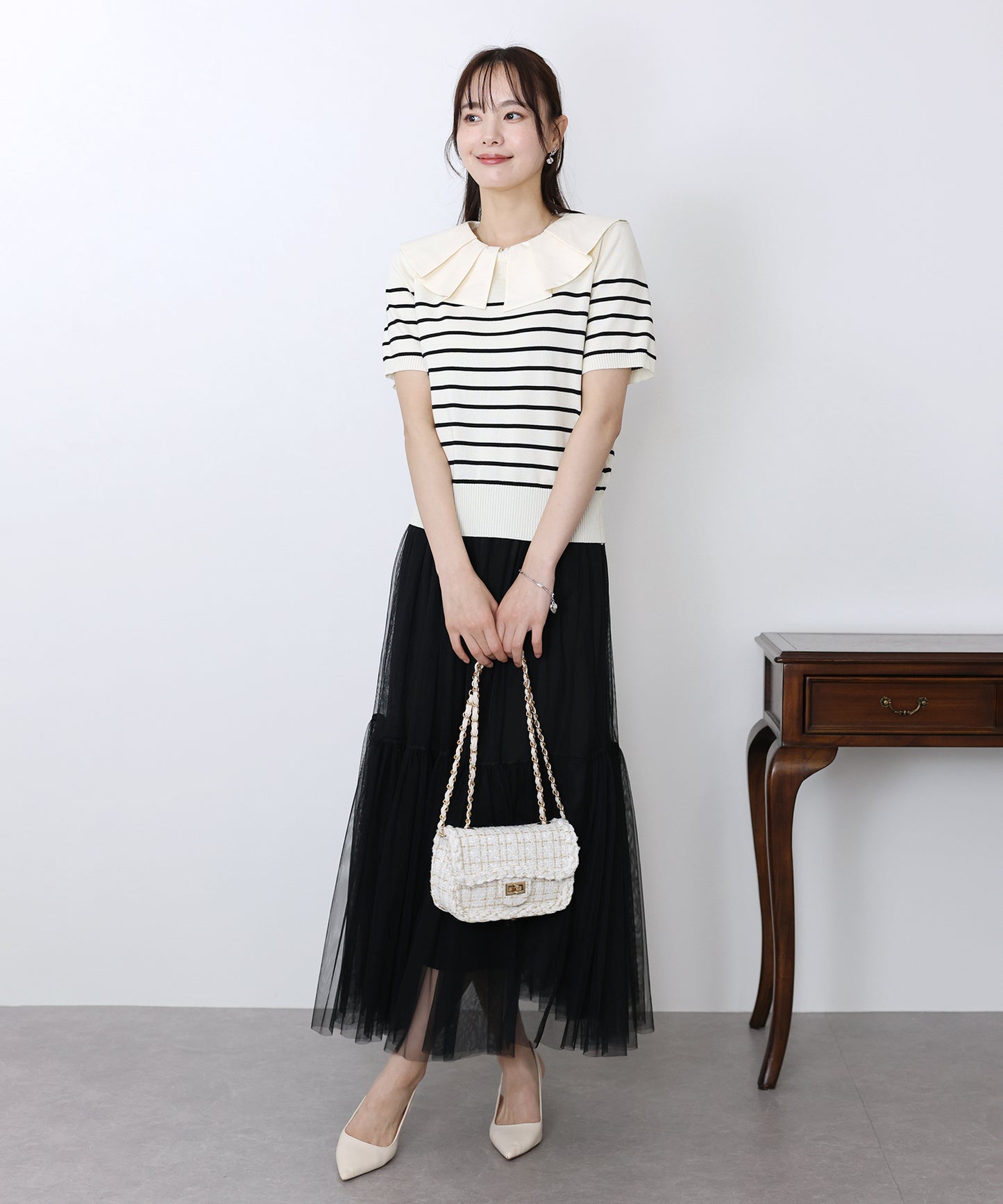 2WAYフリル襟付きニット