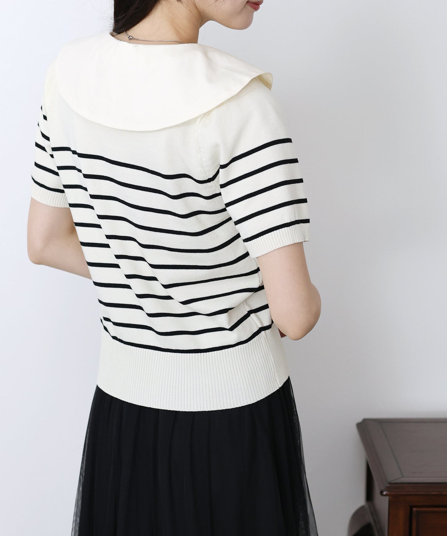 2WAYフリル襟付きニット