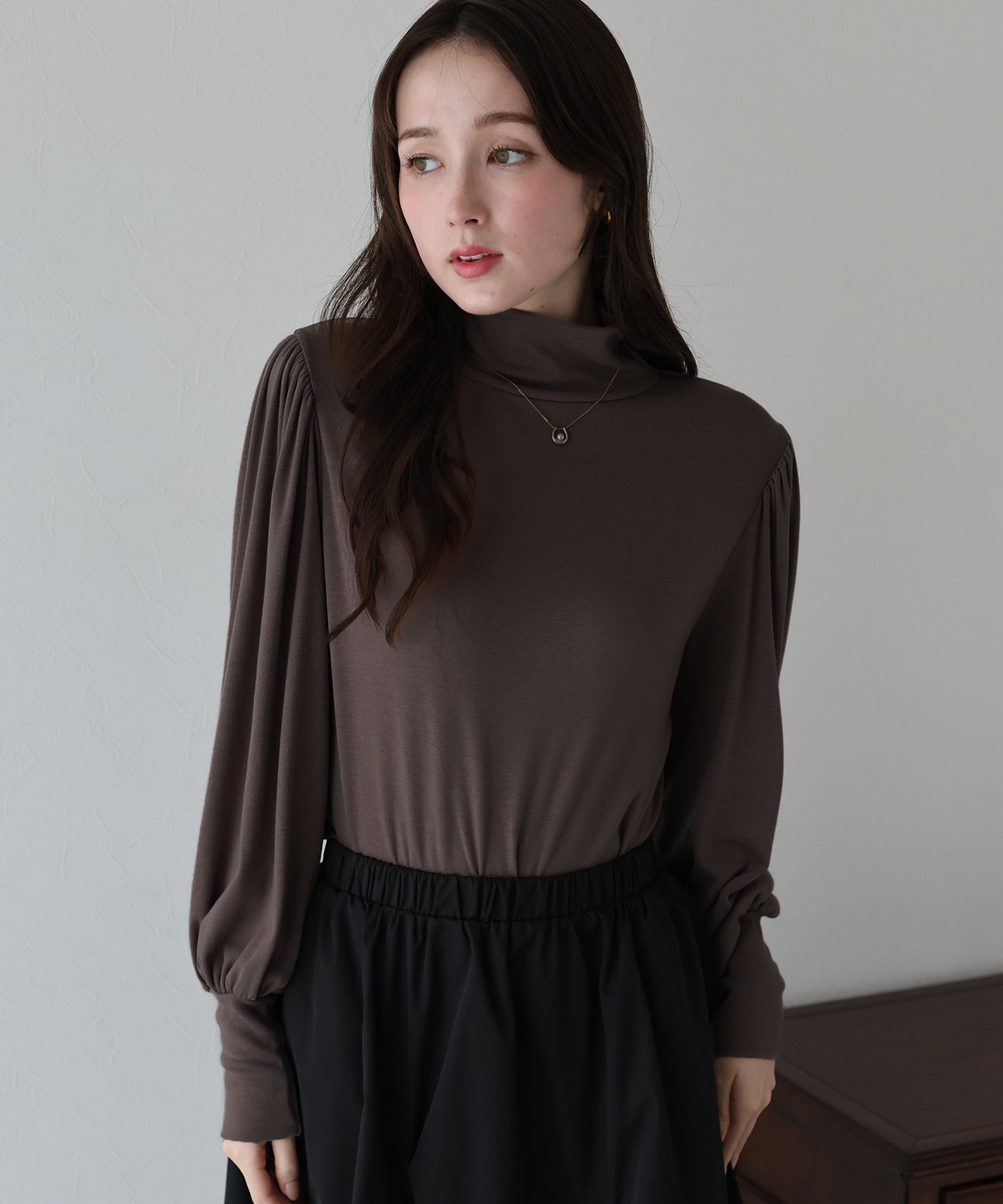 パフスリーブハイネックカットソー【ネコポス】