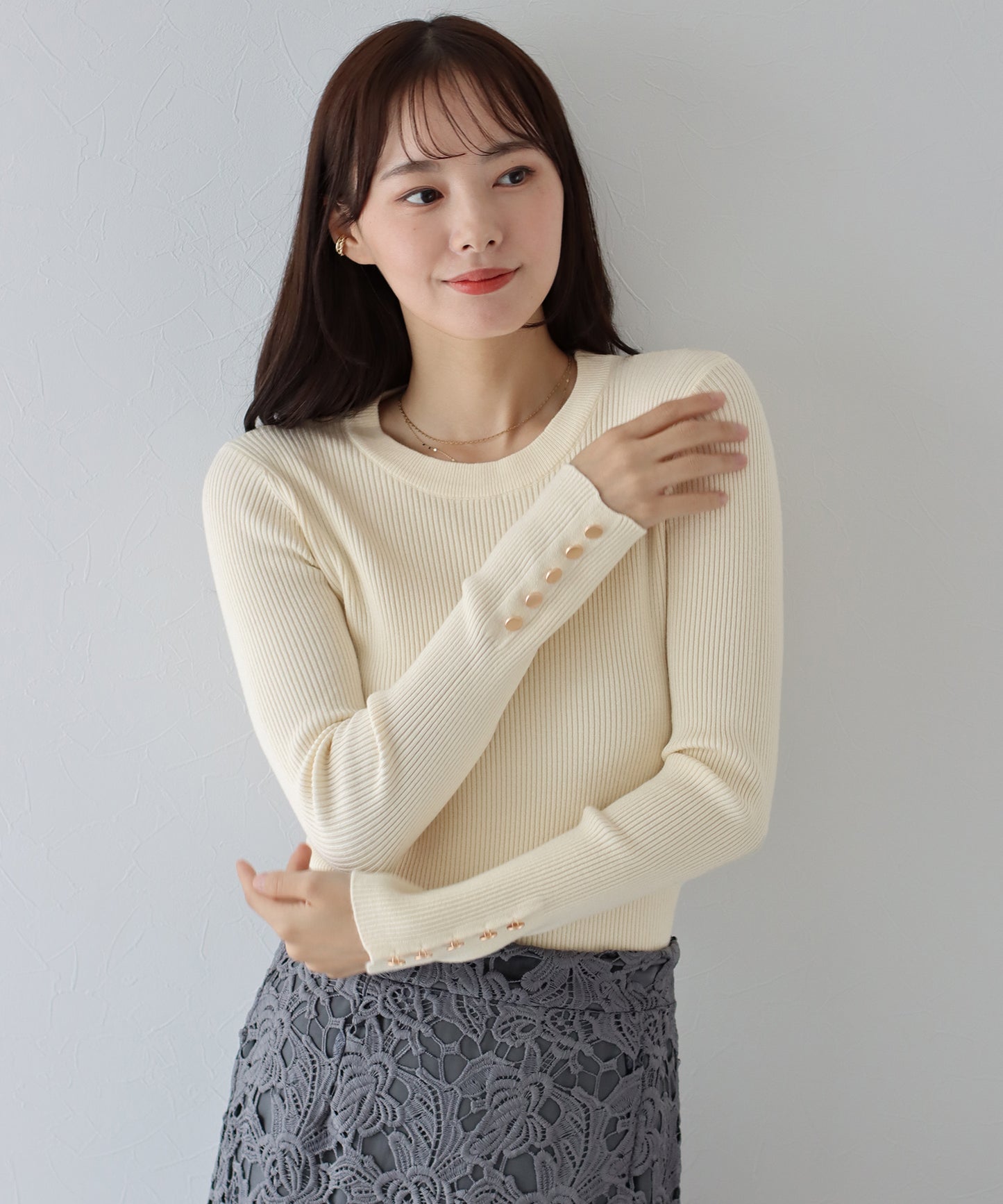 【SALE】金釦付きリブニット