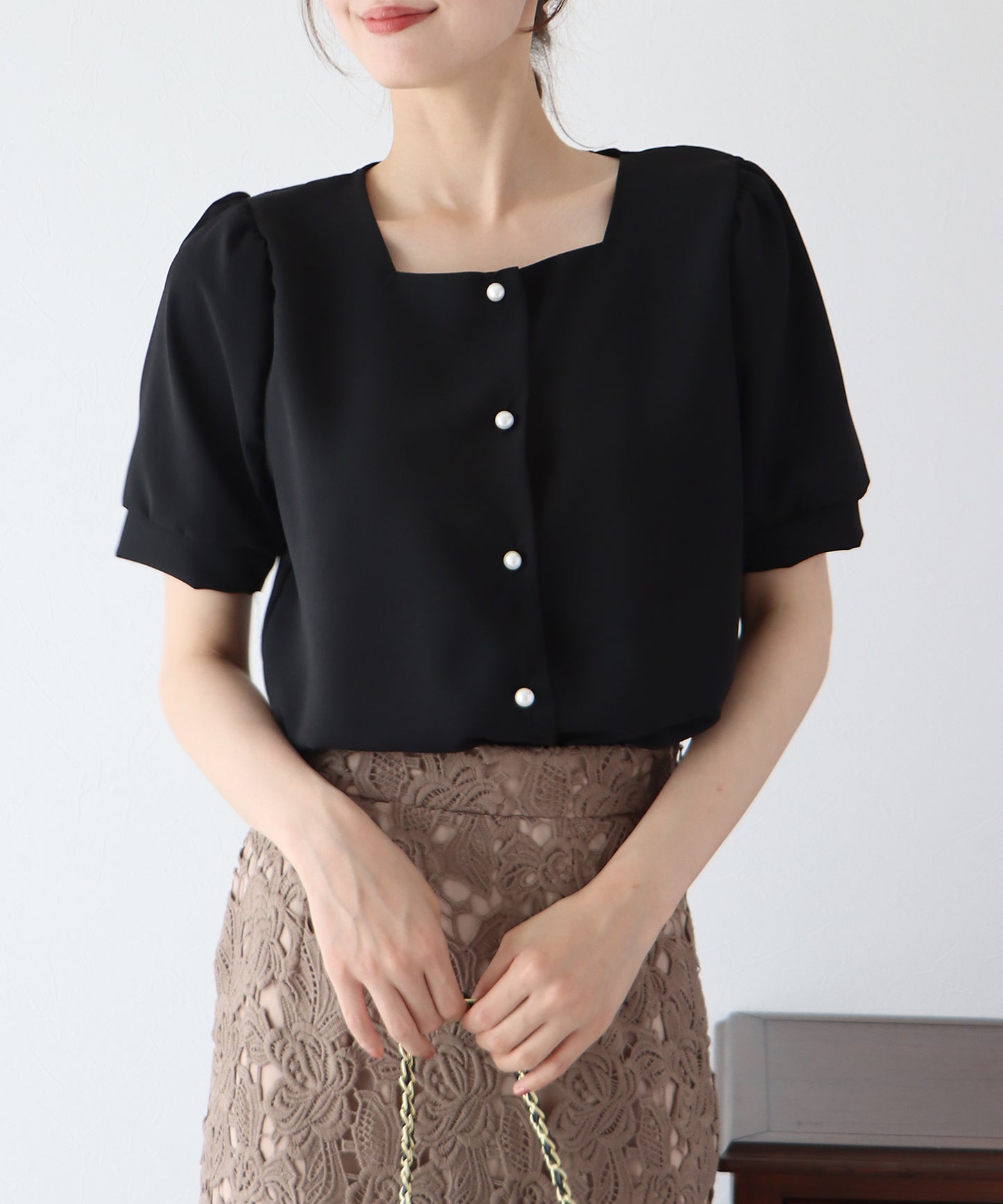 【TIME SALE】パールボタンブラウス【ネコポス】