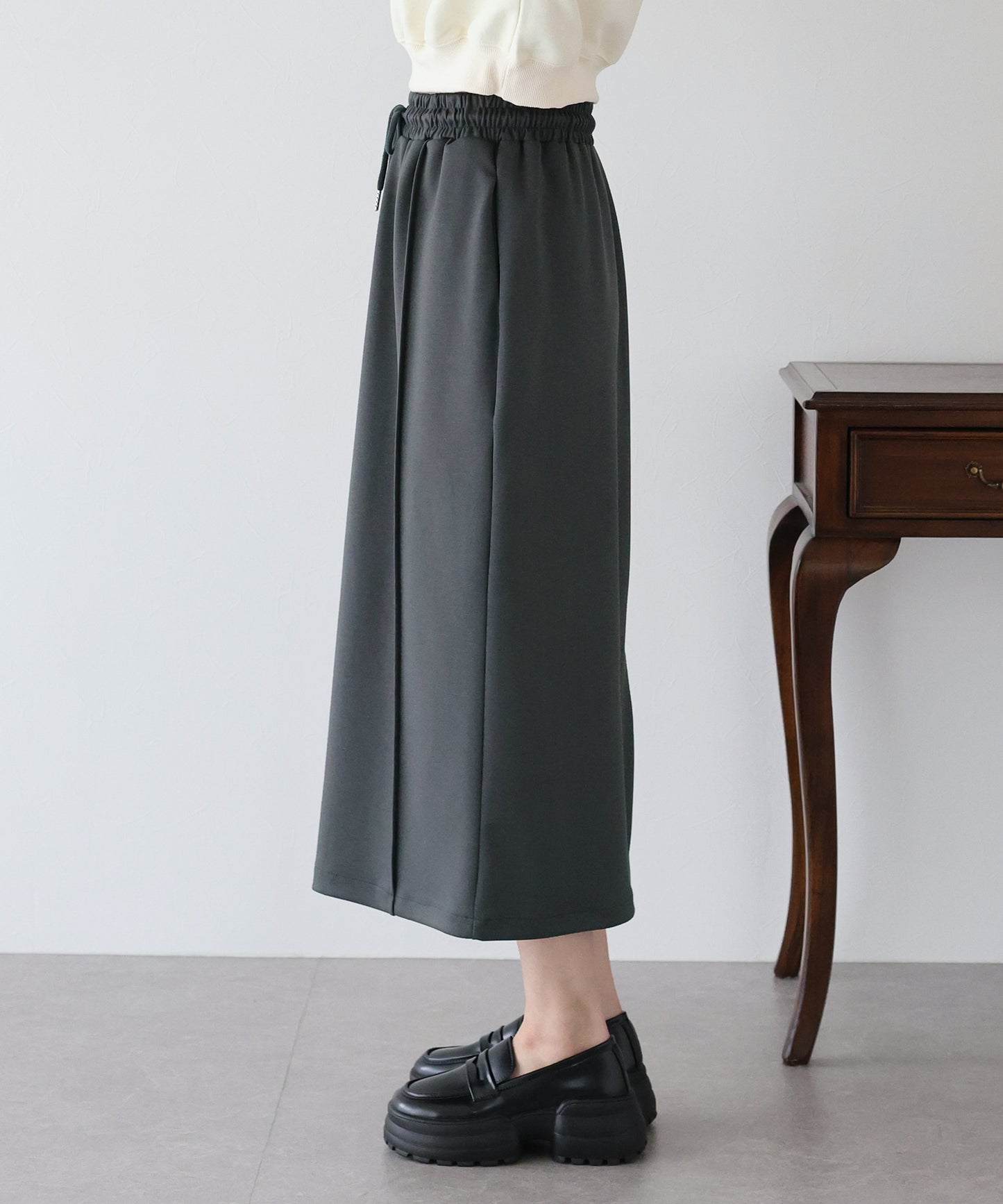 【SALE】スウェットタイトスカート