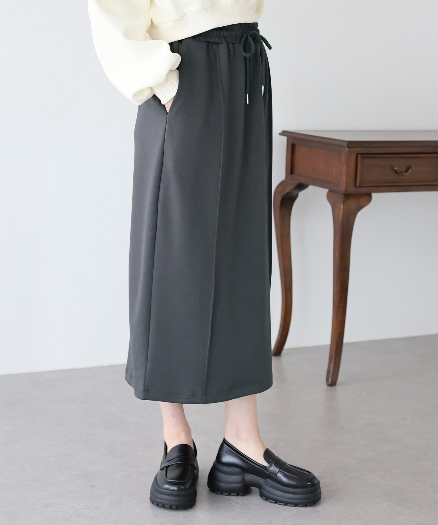 【SALE】スウェットタイトスカート