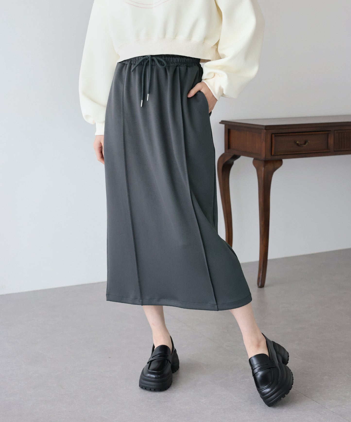 【SALE】スウェットタイトスカート