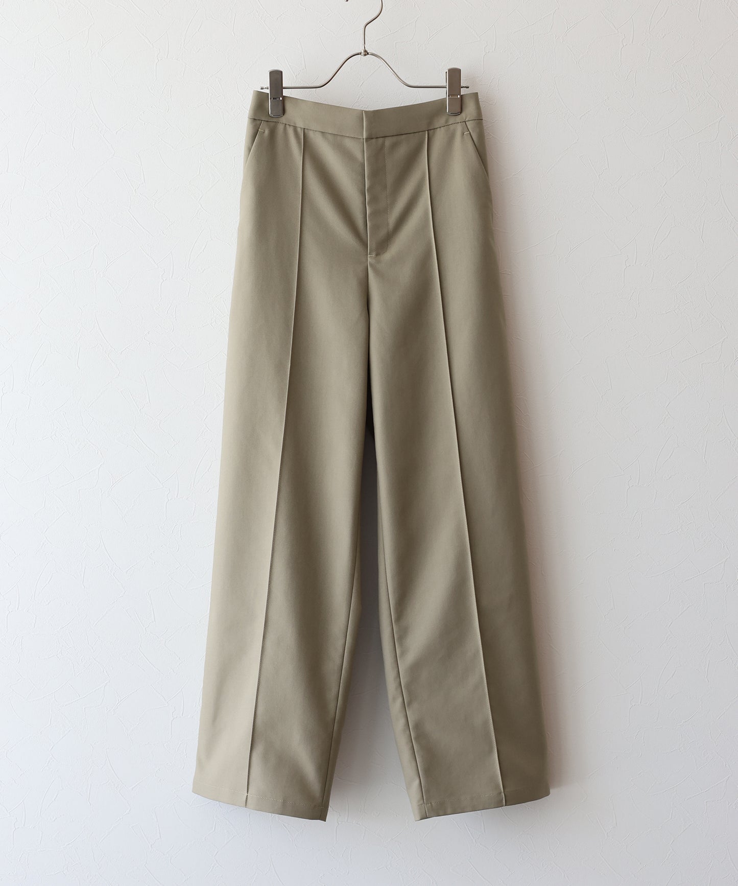 【SALE】ピンタックストレートスラックス