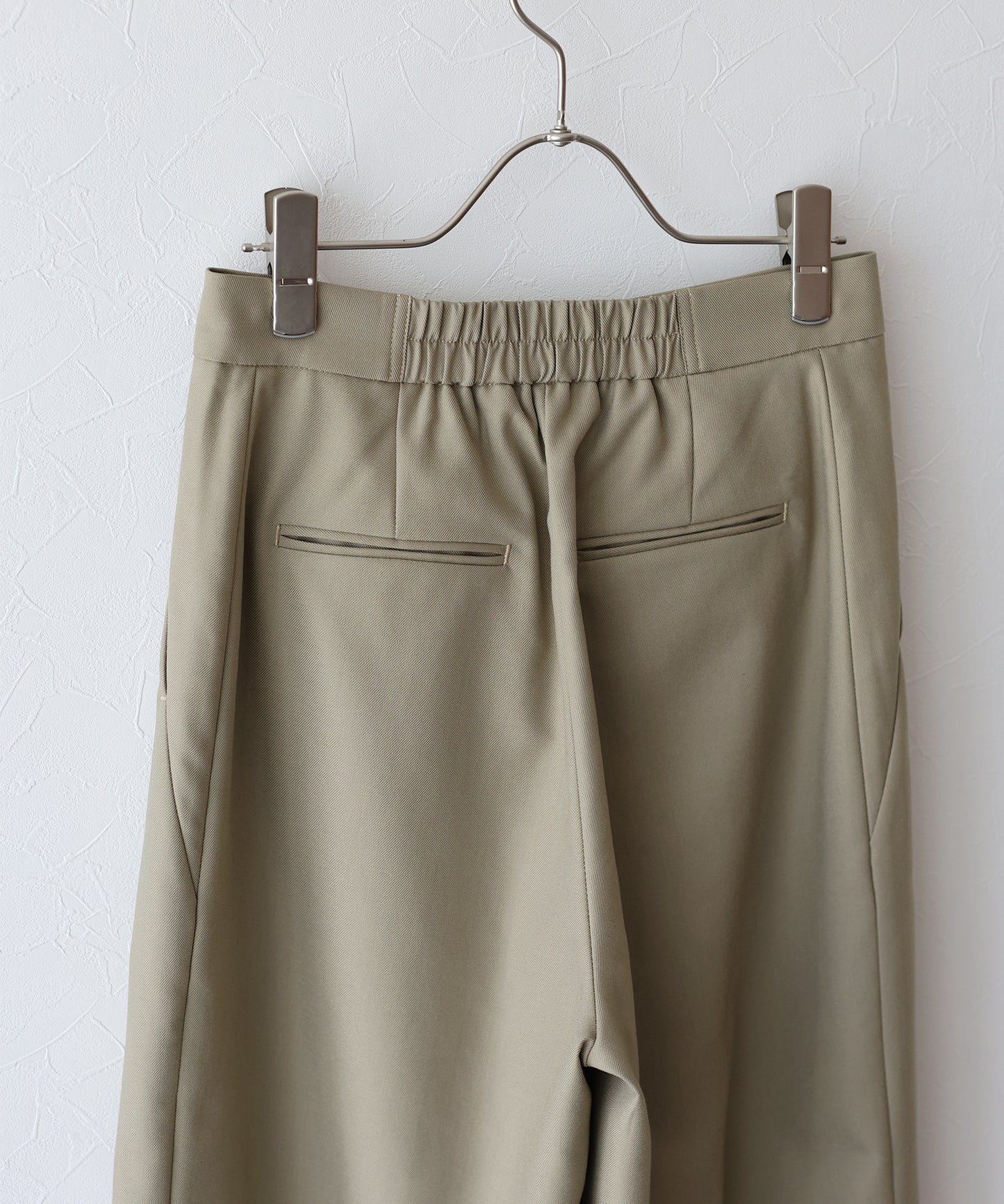【SALE】ピンタックストレートスラックス