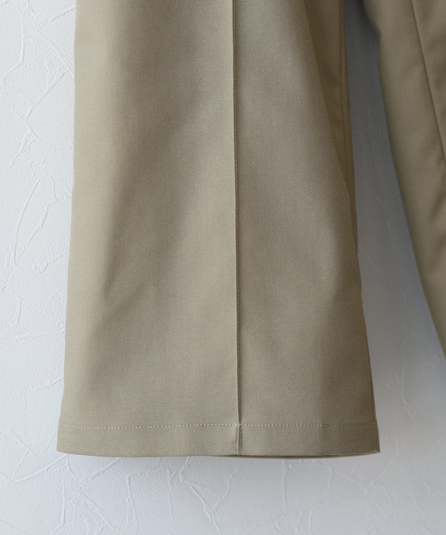 【SALE】ピンタックストレートスラックス