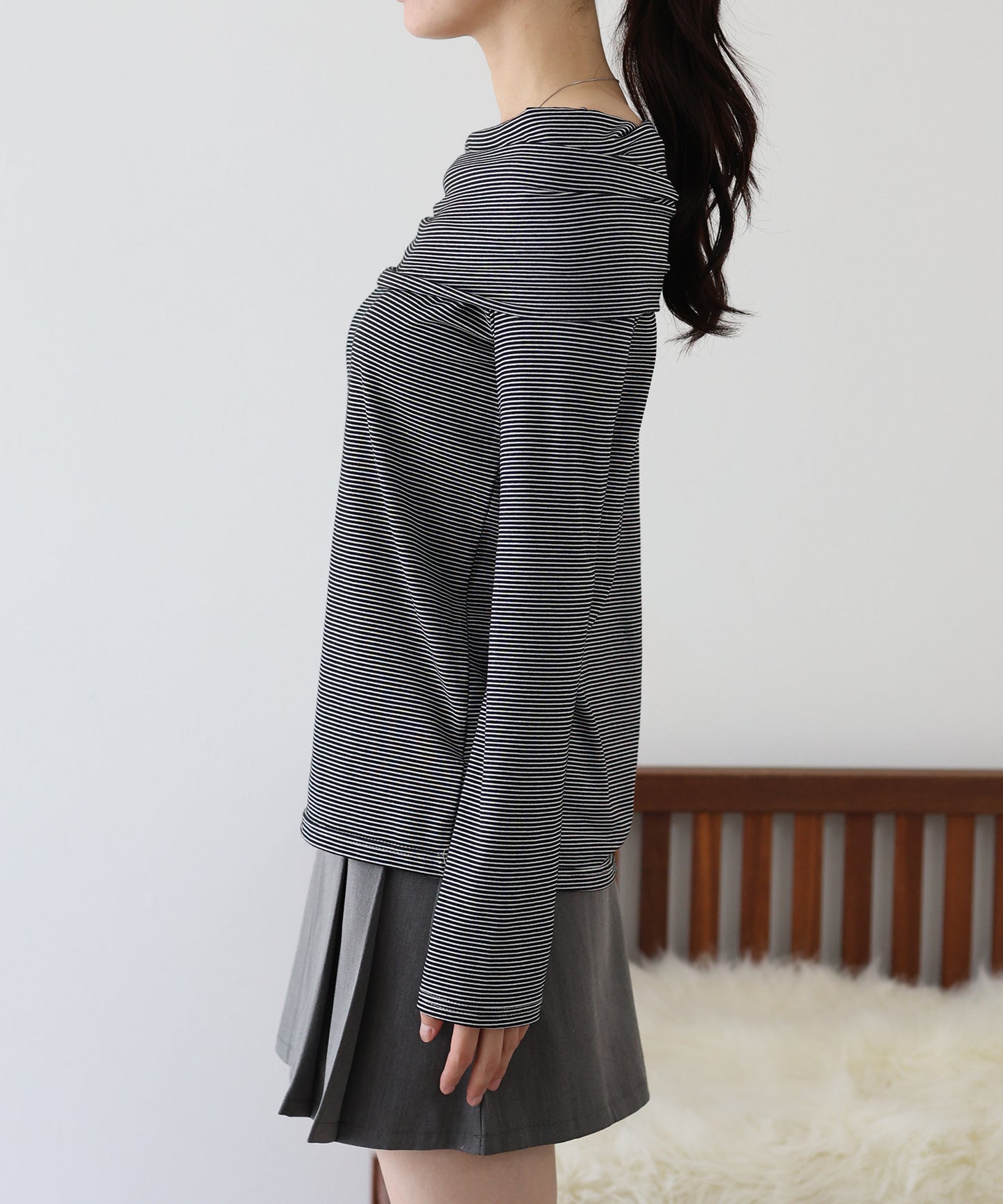 【SALE】ボーダードレープオフショルダートップス