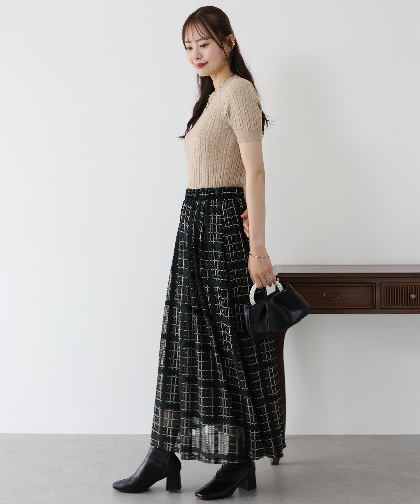 半袖ケーブルニット