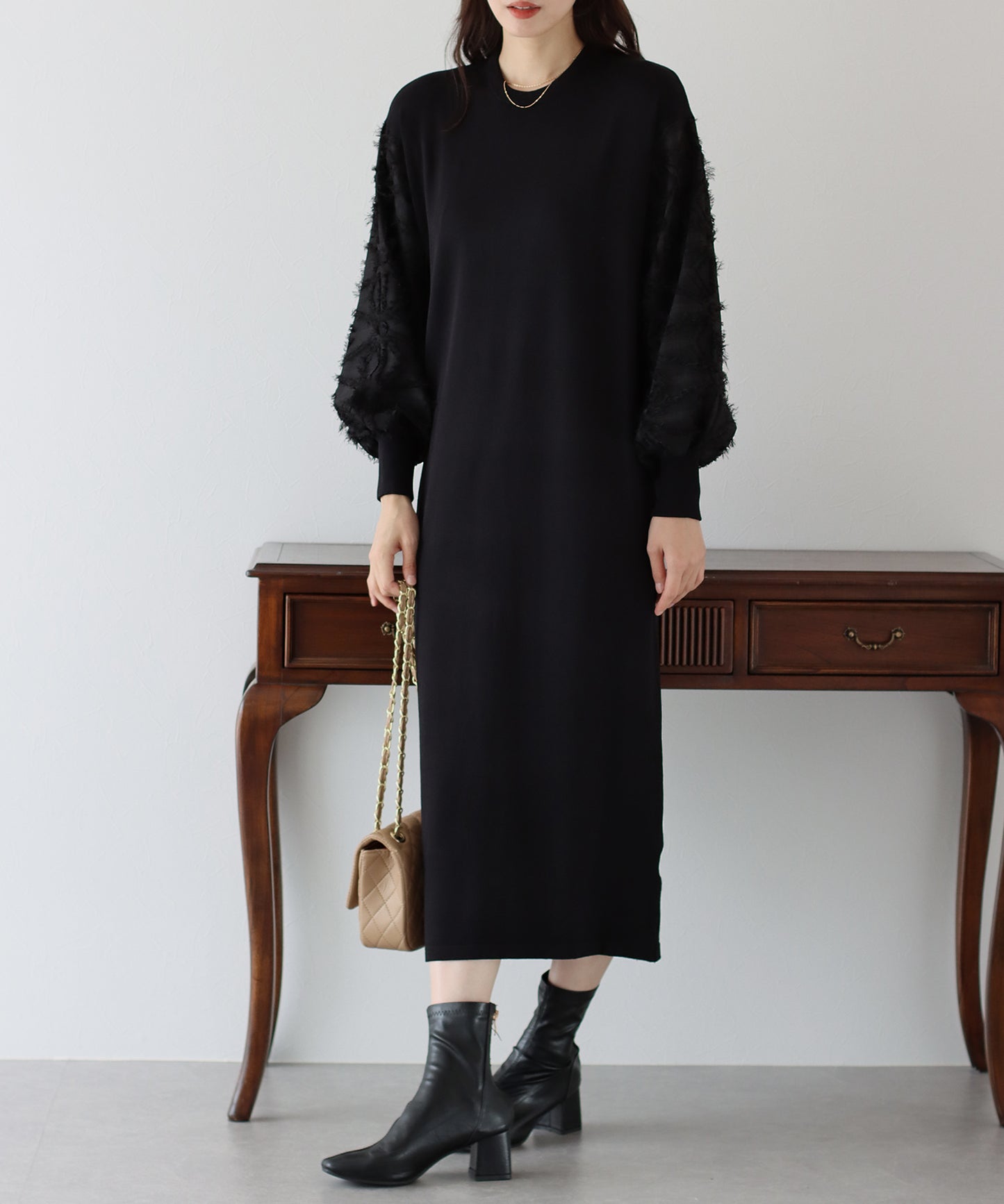 【TIME SALE】カットジャガード袖ニットワンピース