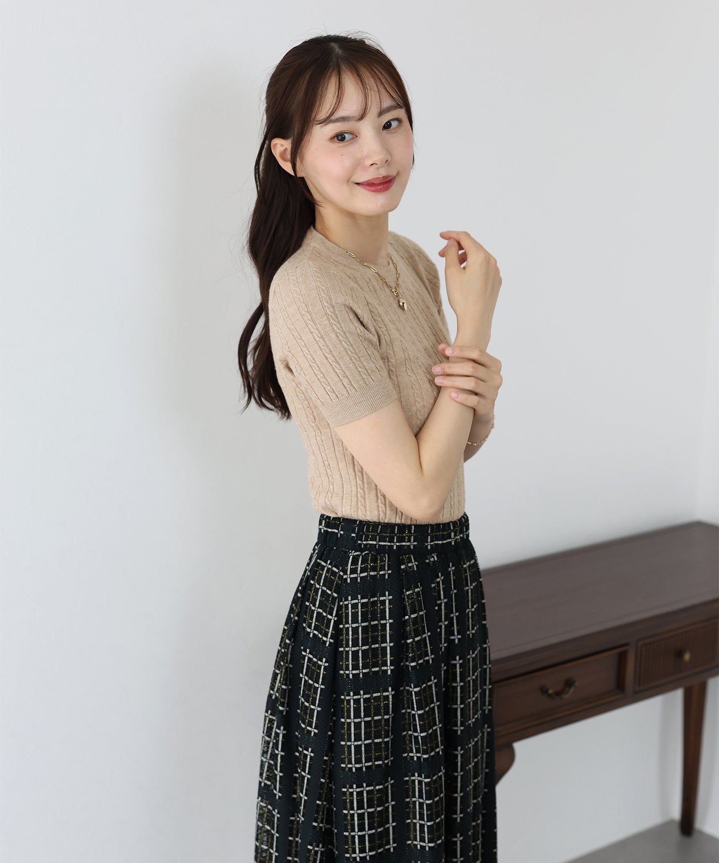 半袖ケーブルニット