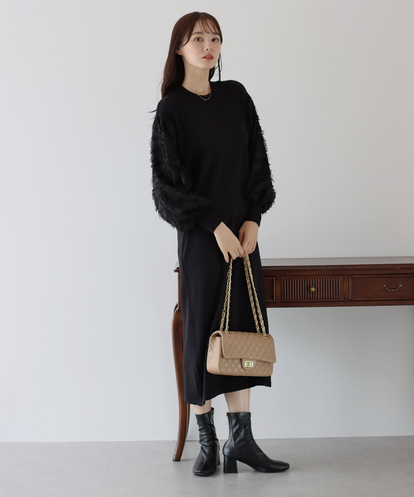 【TIME SALE】カットジャガード袖ニットワンピース