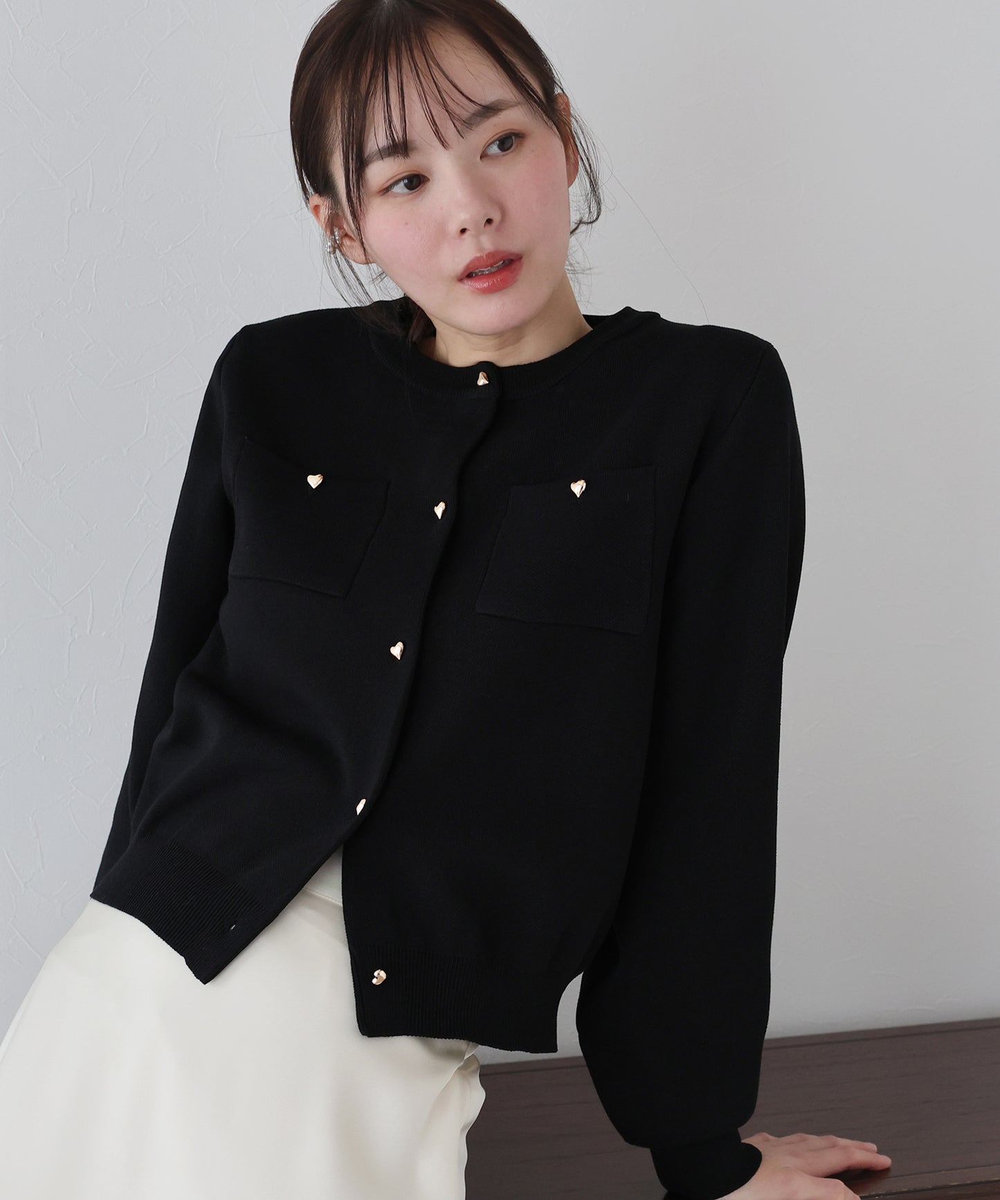 【SALE】ぷっくりハートボタンポリニットカーディガン