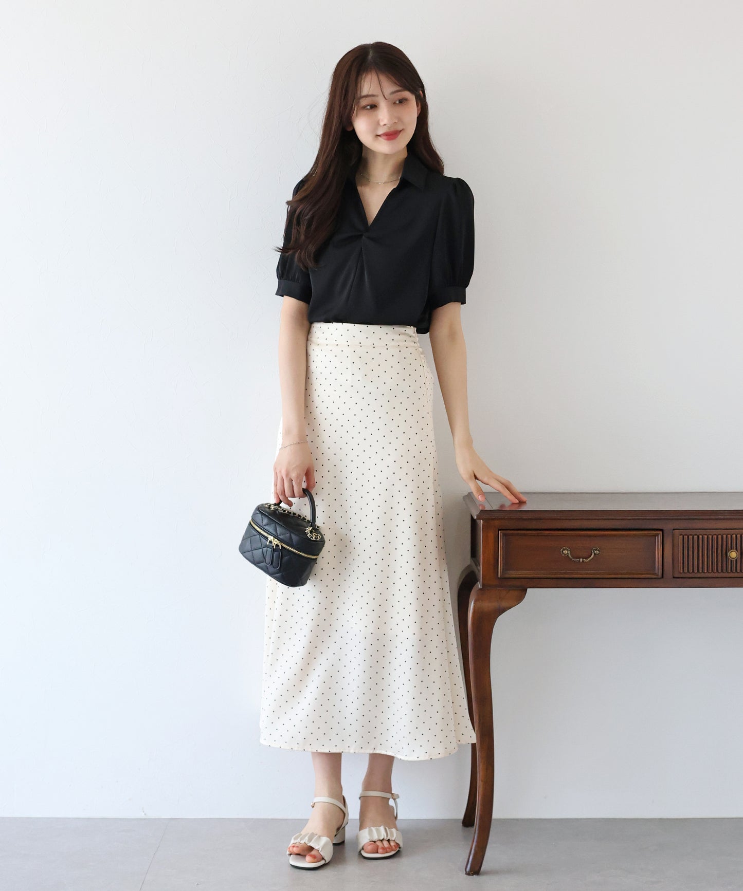 【TIME SALE】フロントクロス襟ブラウス【ネコポス】