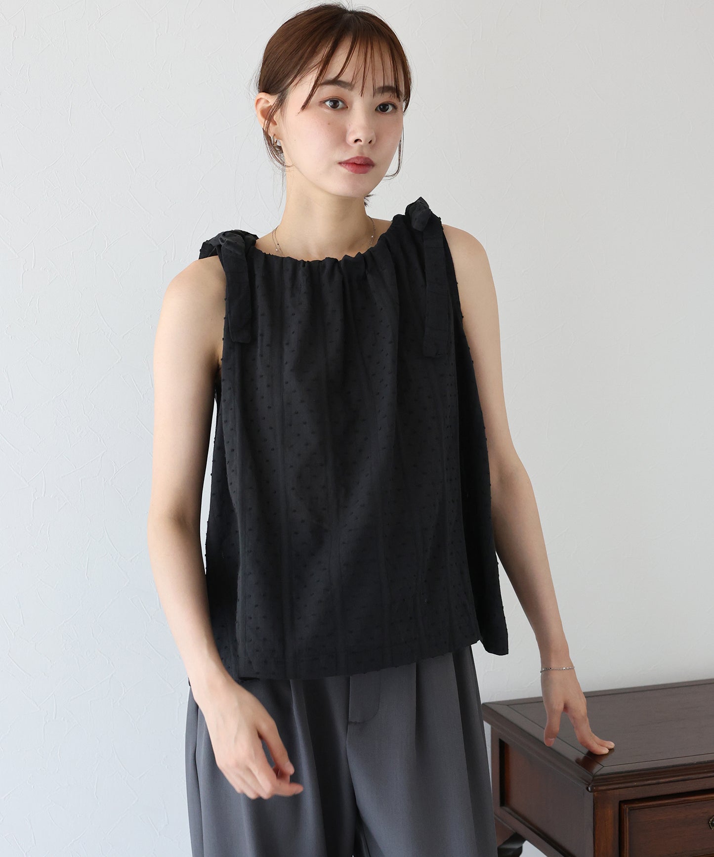 【SALE】ドットジャガードリボンブラウス