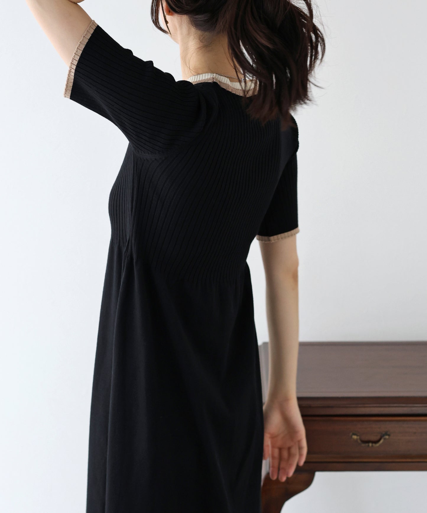 【SALE】バイカラーネックニットワンピース