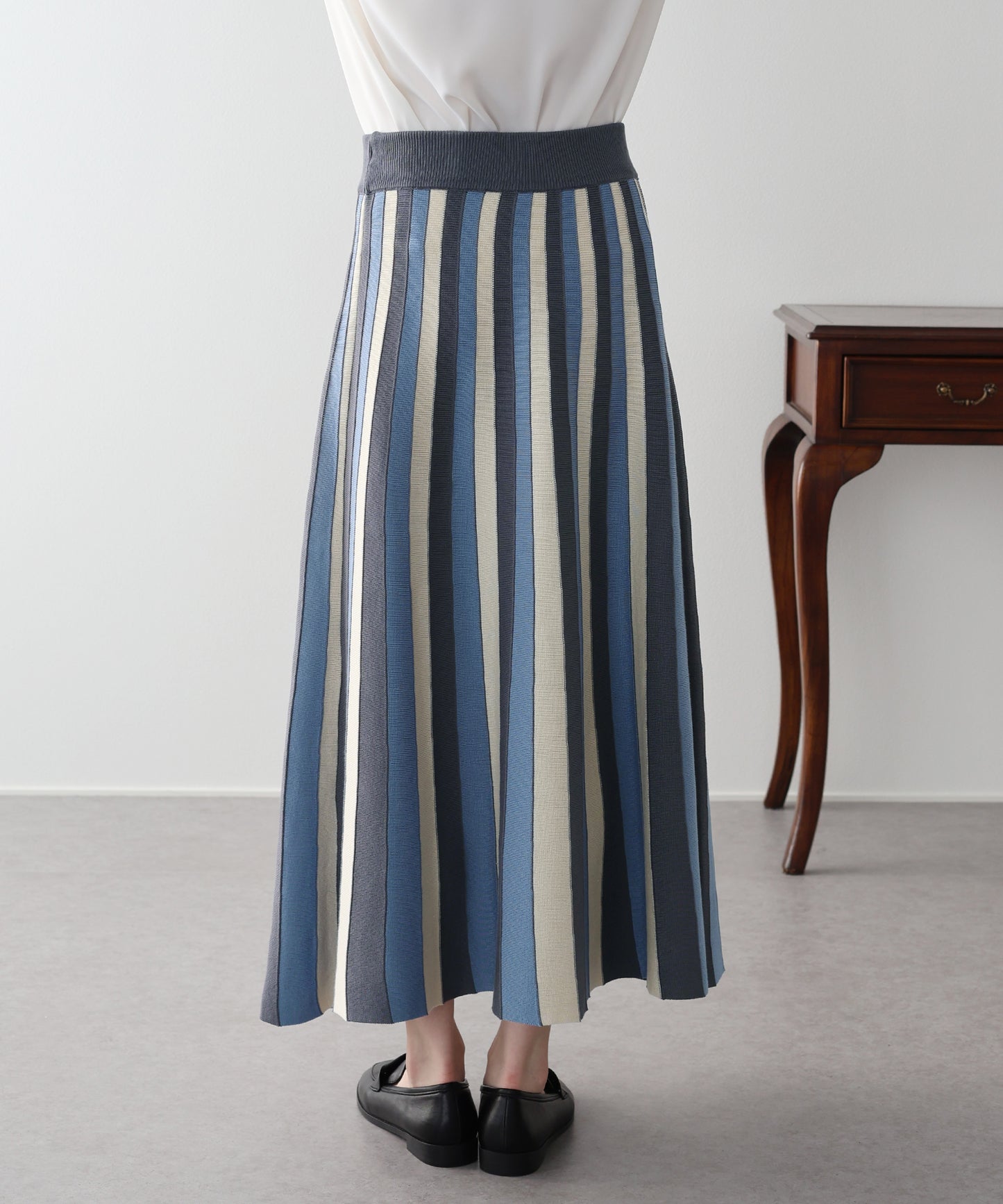 배색 니트 스커트