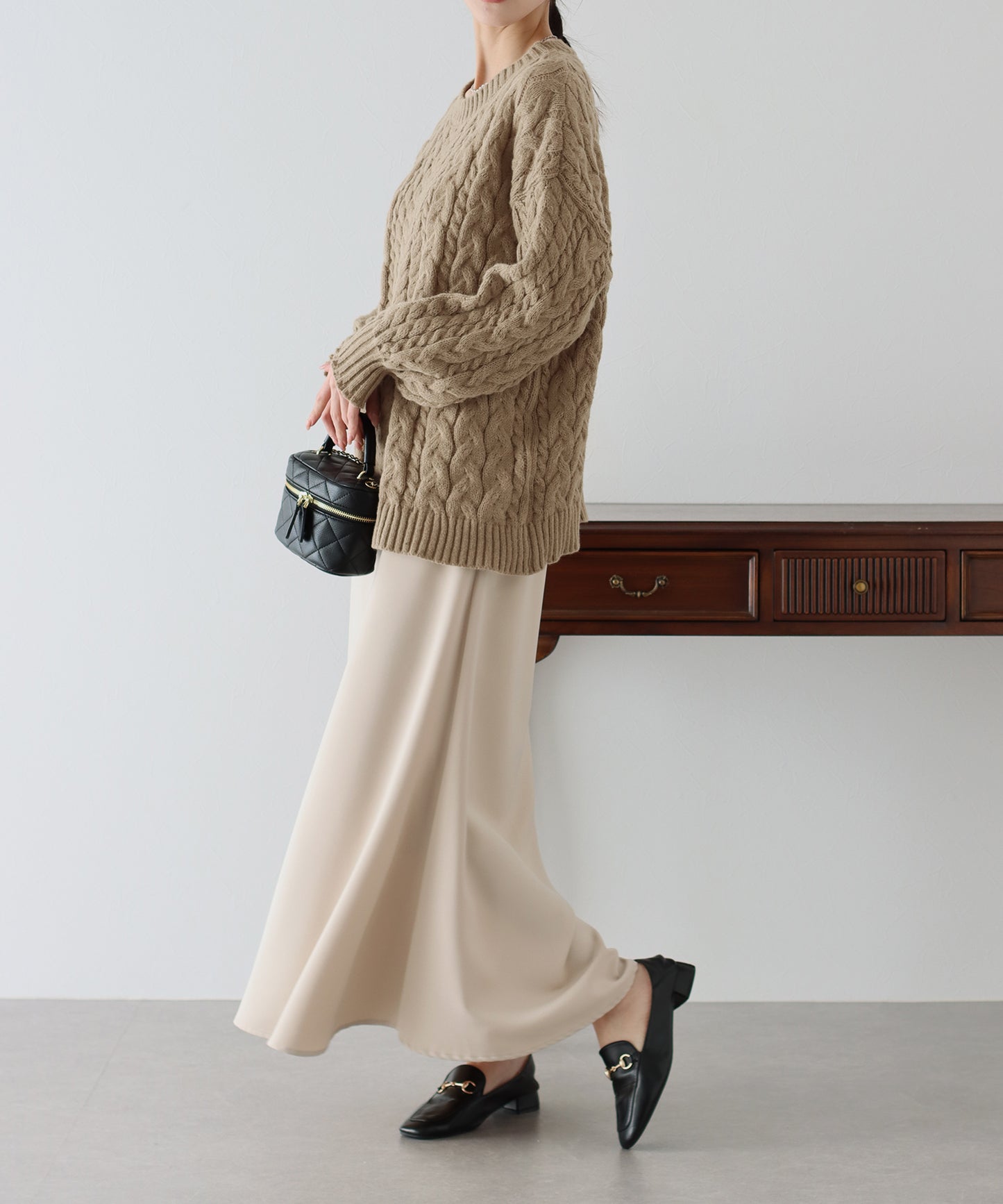 【SALE】ボリュームケーブルニット