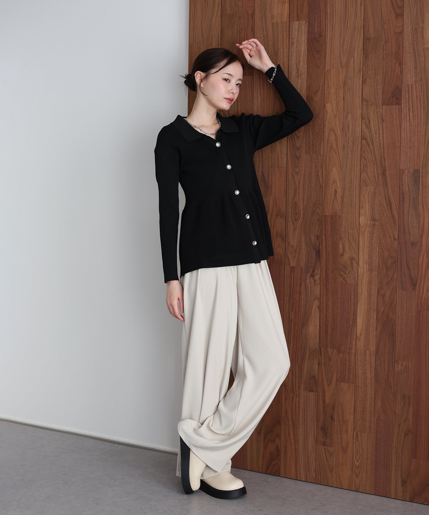 【早割5%OFF】スキッパーペプラムニット