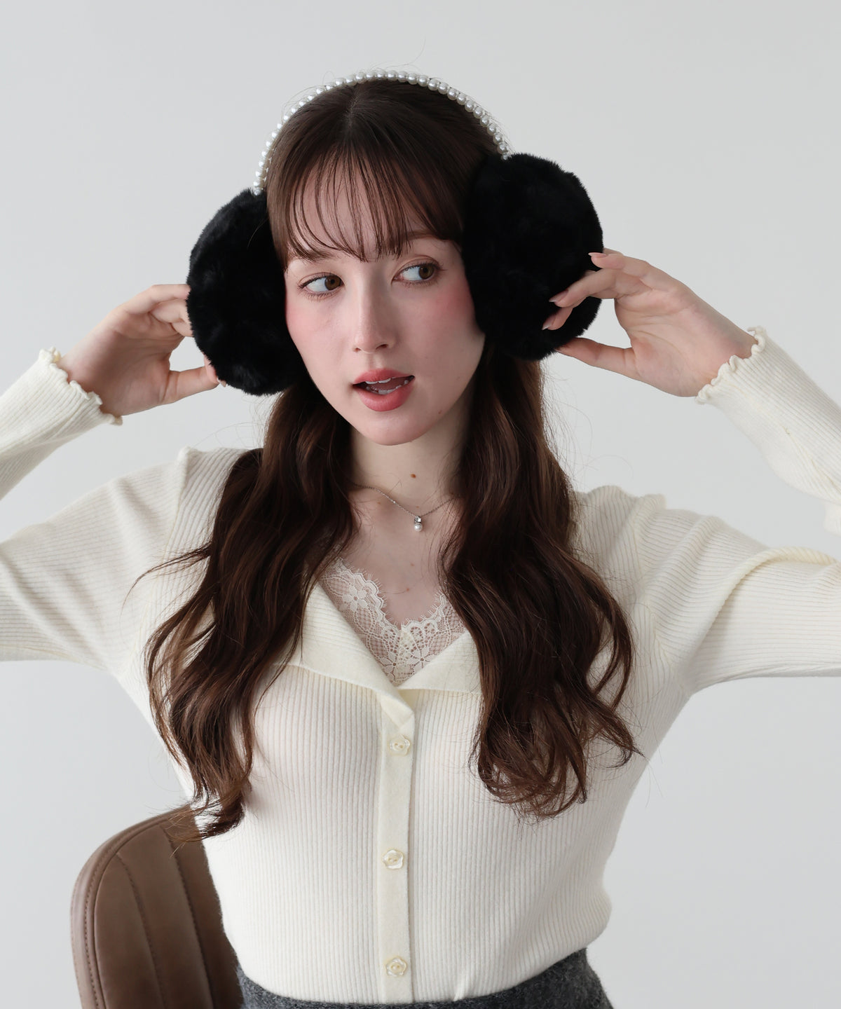 【早割5%OFF】パールファーイヤーマフ
