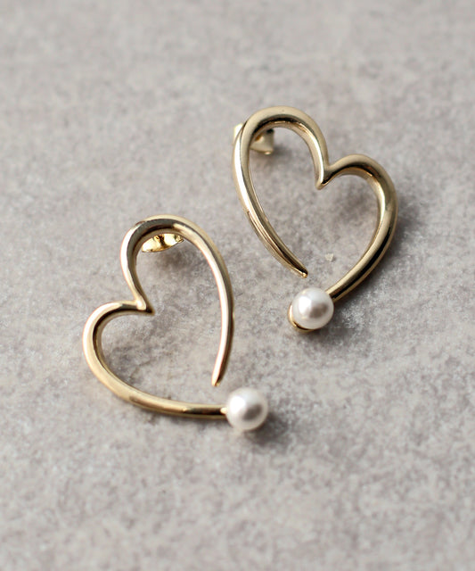 パール付ハートピアス / ニッケルフリー【ネコポス】