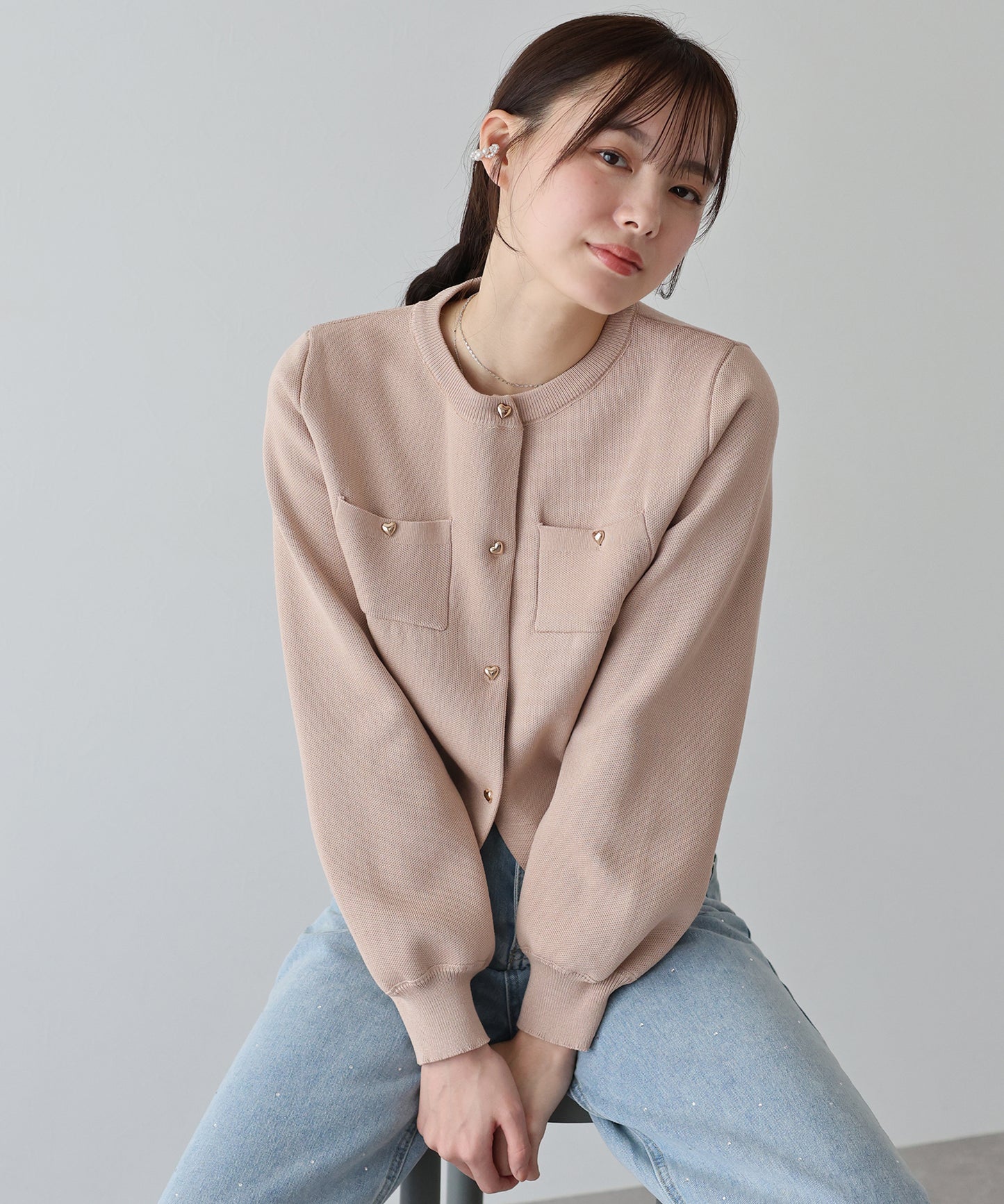 【SALE】ぷっくりハートボタンポリニットカーディガン