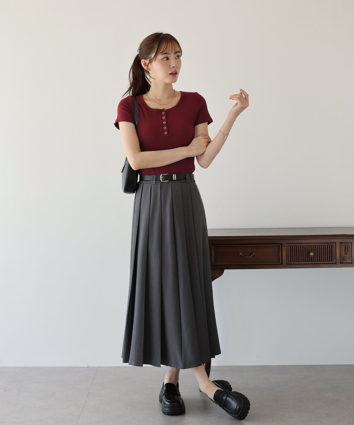 【TIME SALE】ヘンリーネック半袖Tシャツ【ネコポス】