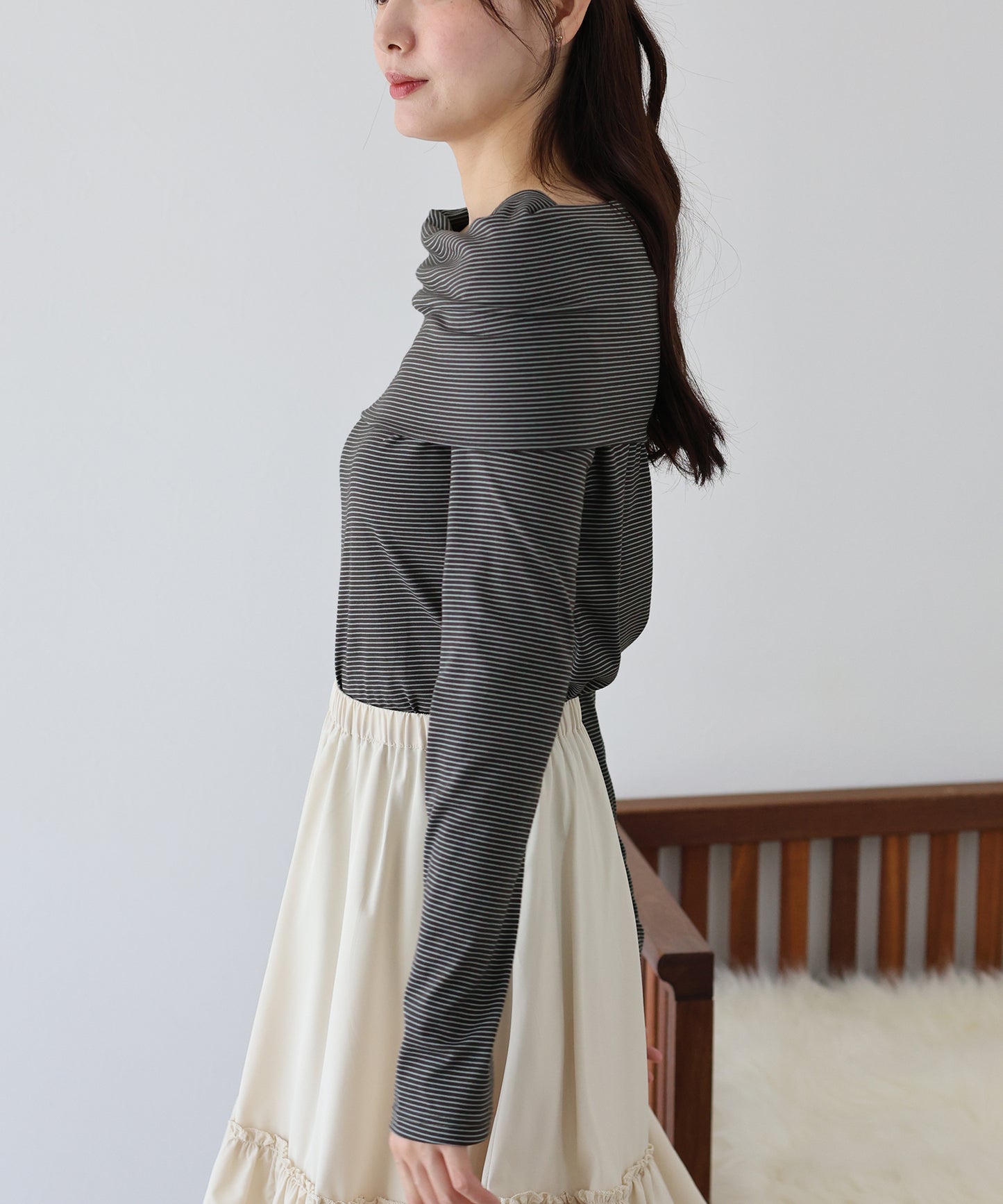 【SALE】ボーダードレープオフショルダートップス