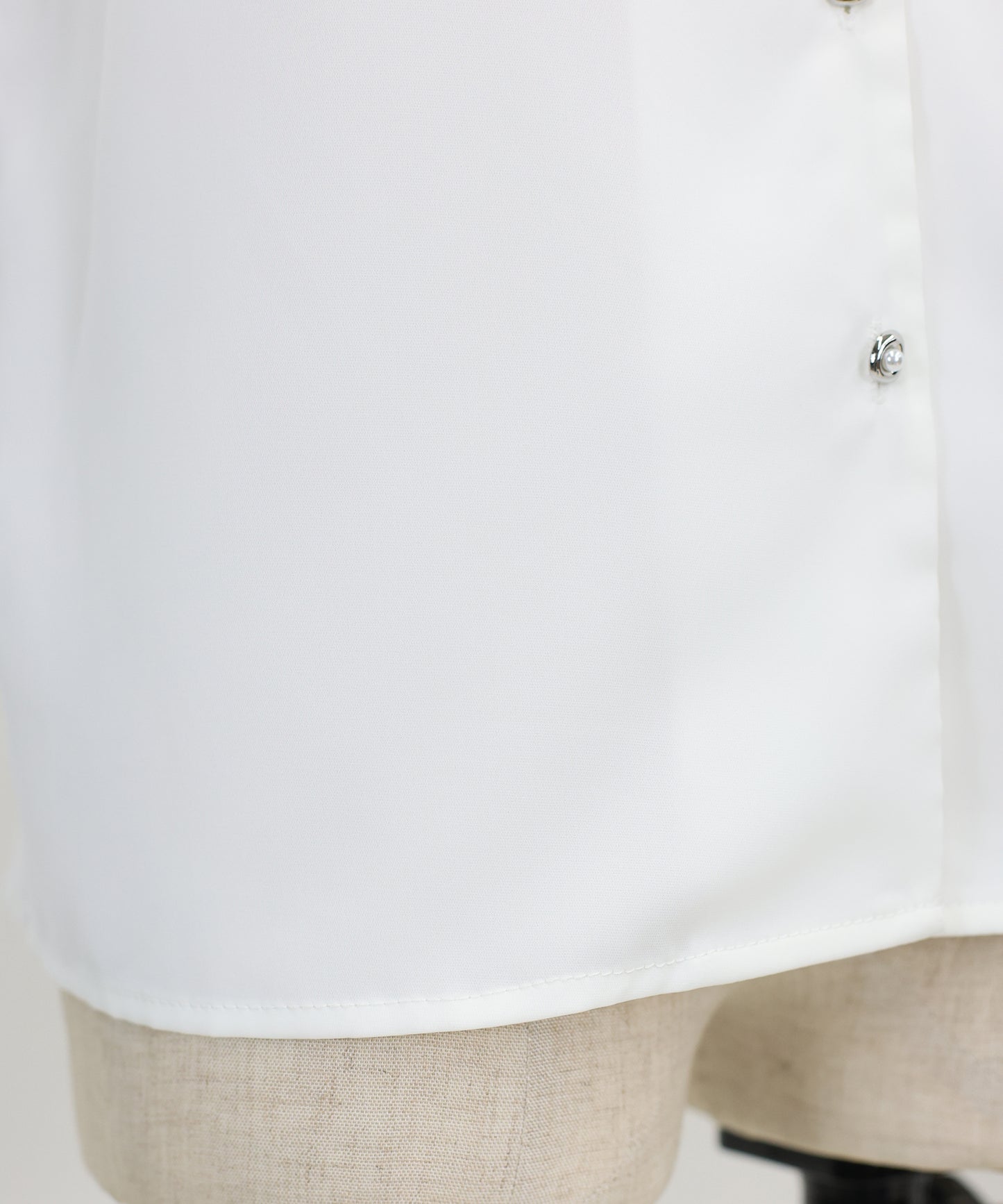 【TIME SALE】パールボタンブラウス【ネコポス】