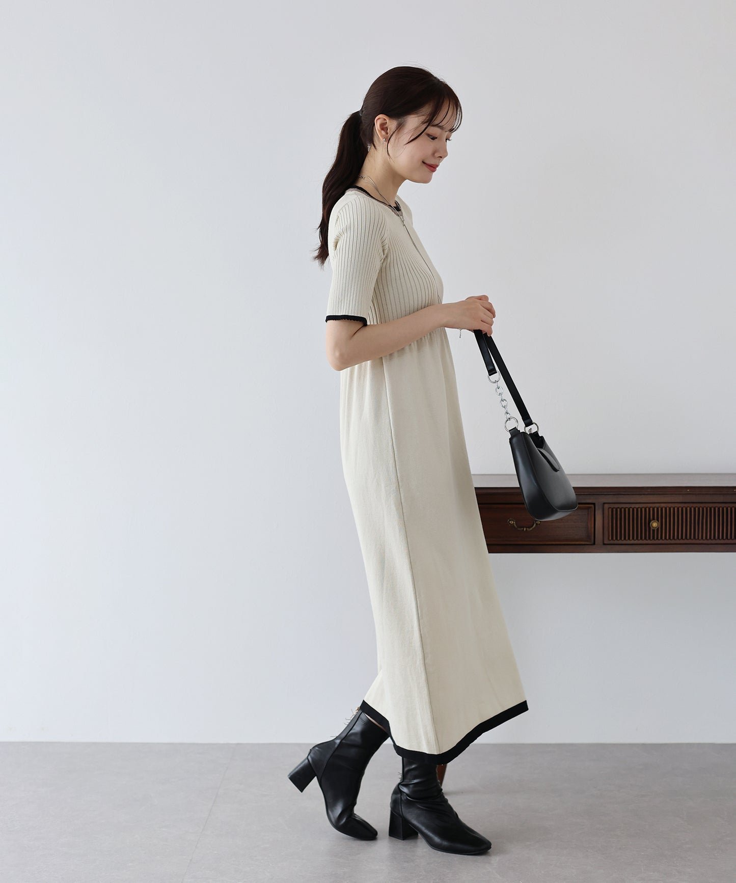 【SALE】バイカラーネックニットワンピース