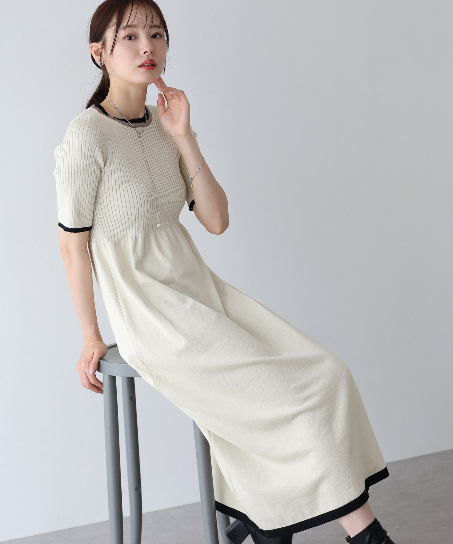 【SALE】バイカラーネックニットワンピース