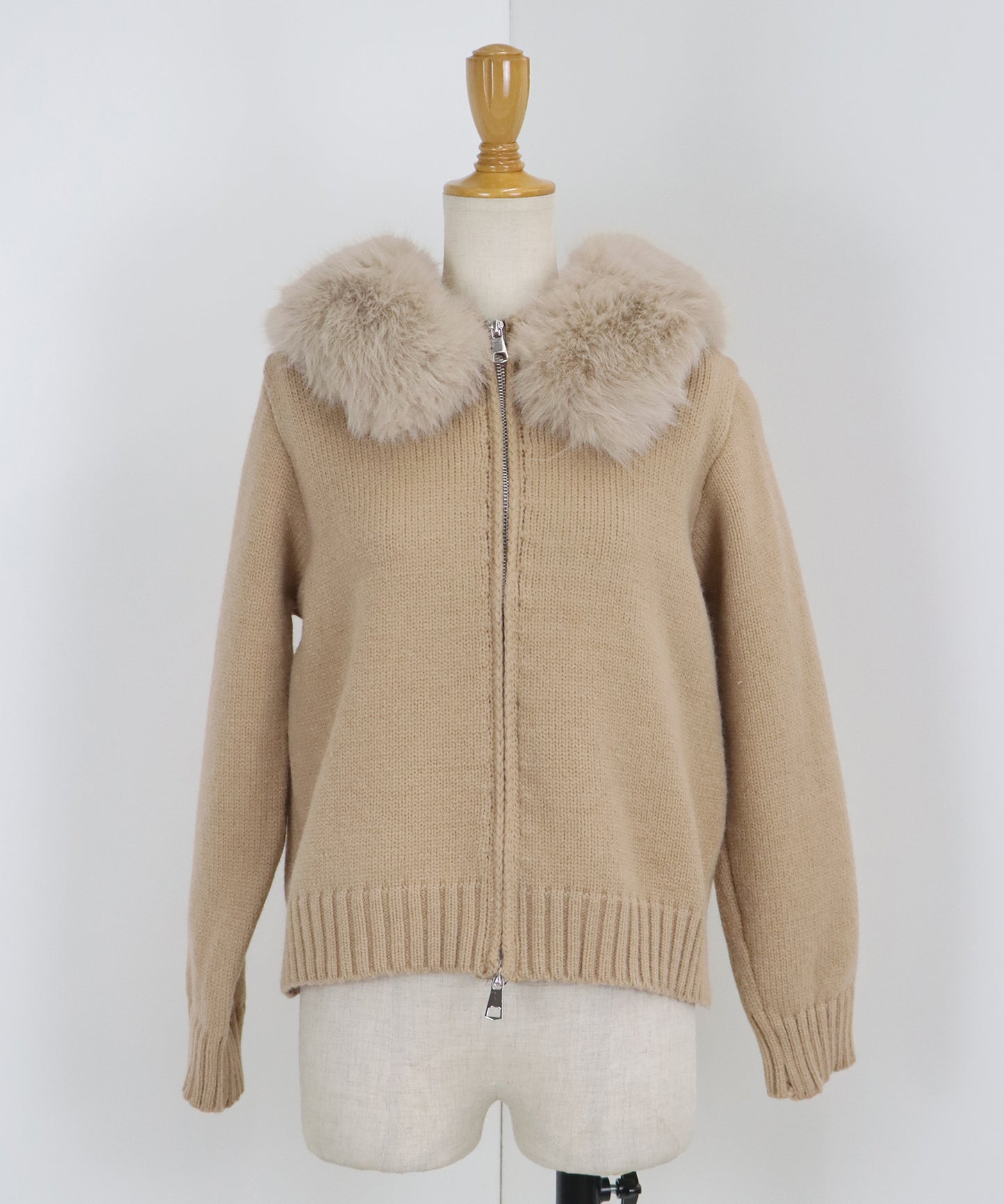 【TIME SALE】ファーニットパーカー